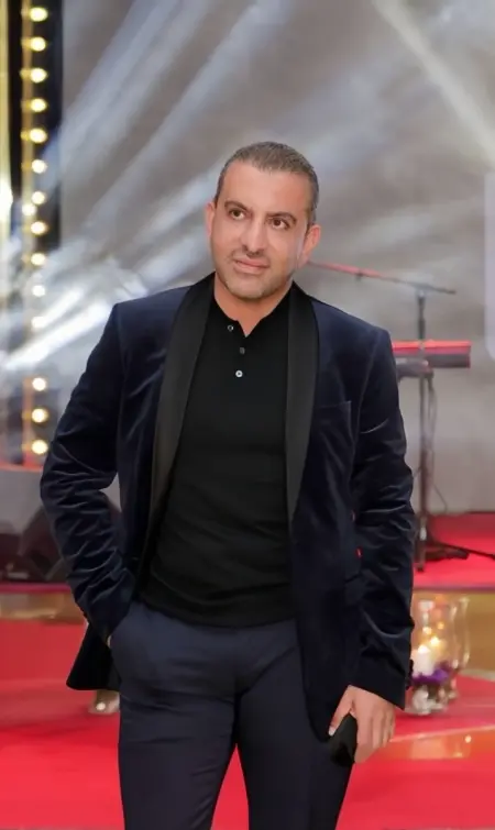 علی بهنام بختیار<br>از تهران تا شهرت جهانی