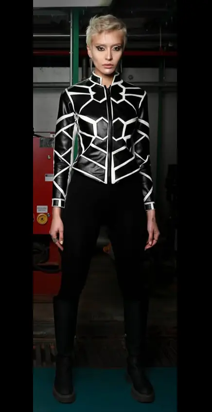 نمونه بعد از کار طراحی لباس بازرو