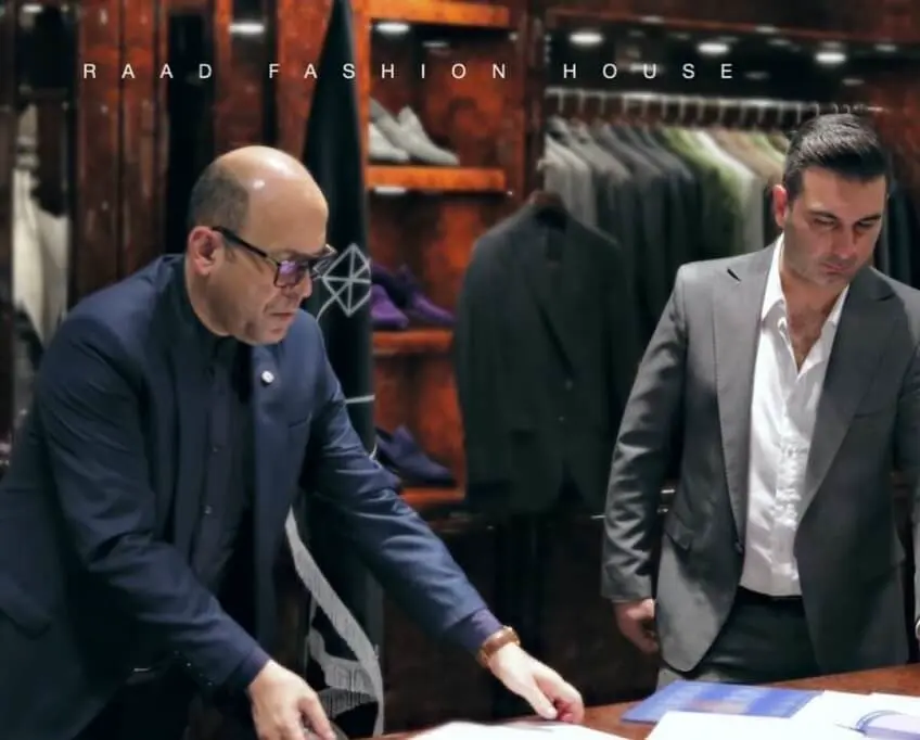 دوخت تمامی لباس‌های تیم استقلال توسط مجموعه راد با بالاترین کیفیت ممکن.