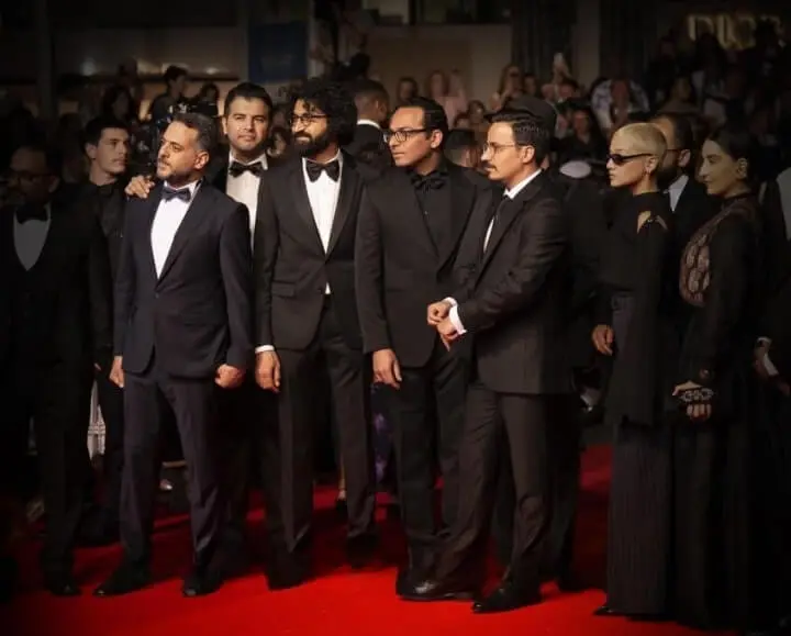 فرش قرمز فیلم “آیه های زمینی”